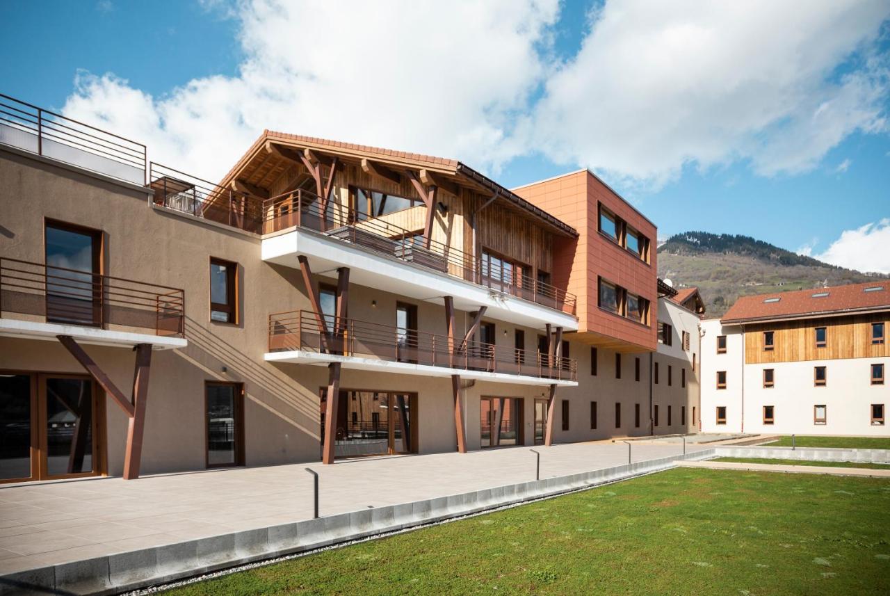 Hotel Base Camp Lodge - Bourg Saint Maurice Exterior foto