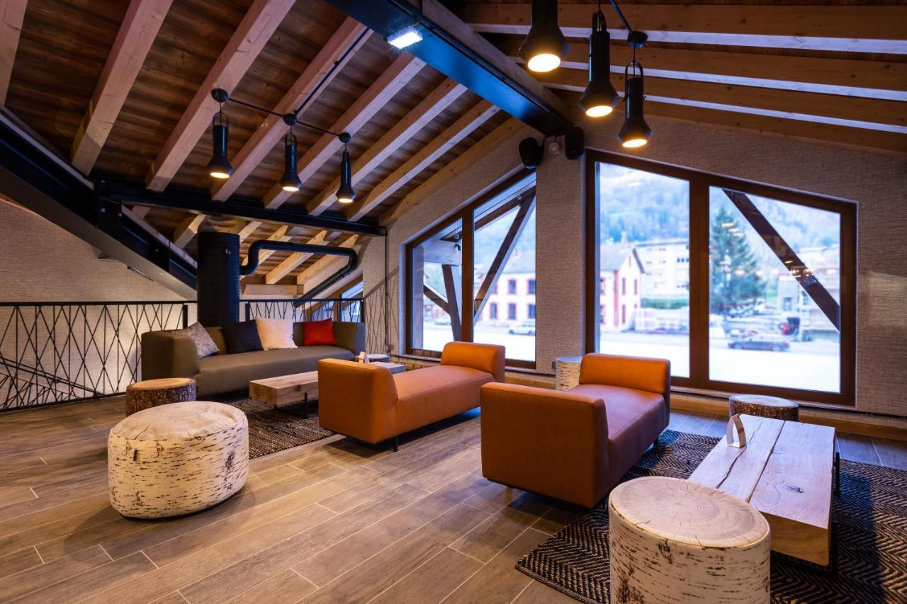 Hotel Base Camp Lodge - Bourg Saint Maurice Exterior foto